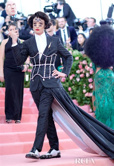 ezra miller met gala 2019